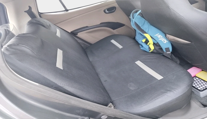 2011 Hyundai i10 MAGNA 1.2, Petrol, Manual, 81,174 km, interior