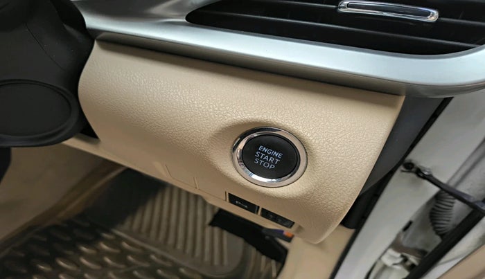 2019 Toyota YARIS G CVT, Petrol, Automatic, 39,546 km, interior