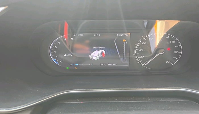 2019 Tata Harrier XZ 2.0L, Diesel, Manual, 1,29,440 km, interior