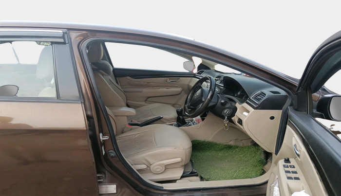 2017 Maruti Ciaz DELTA DIESEL 1.3, Diesel, Manual, 1,30,193 km, interior