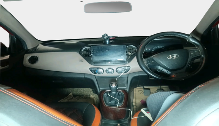 2014 Hyundai Xcent S 1.2, Petrol, Manual, 1,37,978 km, interior