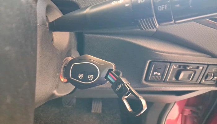 2016 Maruti Vitara Brezza ZDI, Diesel, Manual, 95,182 km, interior