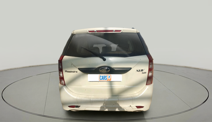 2017 Mahindra XUV500 W4, Diesel, Manual, 2,03,798 km, exterior