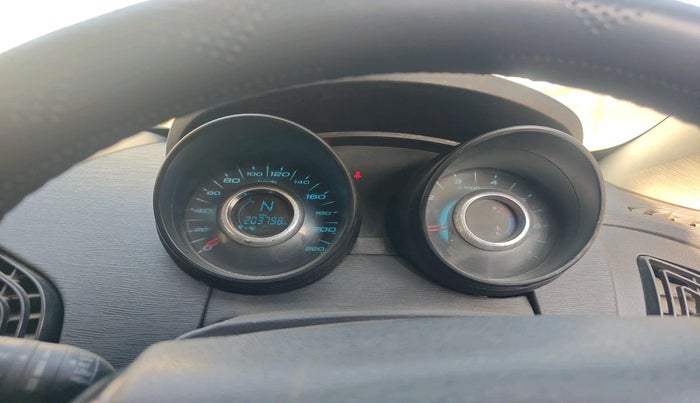 2017 Mahindra XUV500 W4, Diesel, Manual, 2,03,798 km, interior