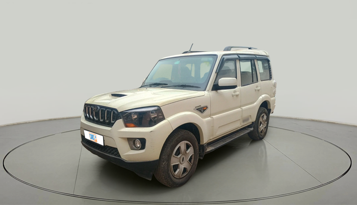 2017 Mahindra Scorpio S6 PLUS 1.99 INTELLI-HYBRID, Diesel, Manual, 20,278 km, exterior