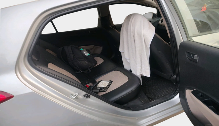 2017 Hyundai Grand i10 MAGNA 1.2 KAPPA VTVT, Petrol, Manual, 66,370 km, interior