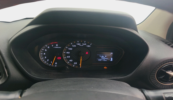 2019 Hyundai NEW SANTRO SPORTZ MT, Petrol, Manual, 69,715 km, interior