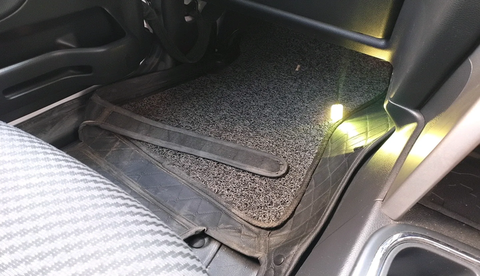 2023 Mahindra Thar LX P 2WD AT HT, Petrol, Automatic, 11,048 km, interior