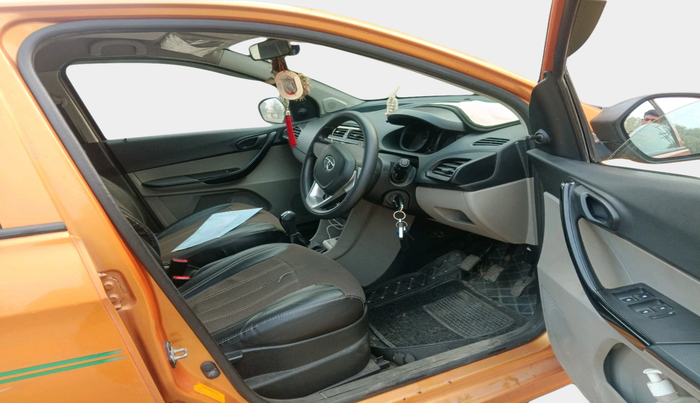 2017 Tata Tiago XM PETROL, Petrol, Manual, 68,637 km, interior