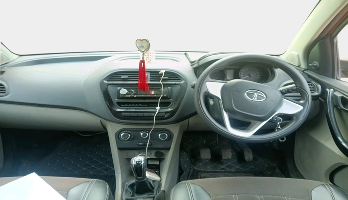 2017 Tata Tiago XM PETROL, Petrol, Manual, 68,637 km, interior