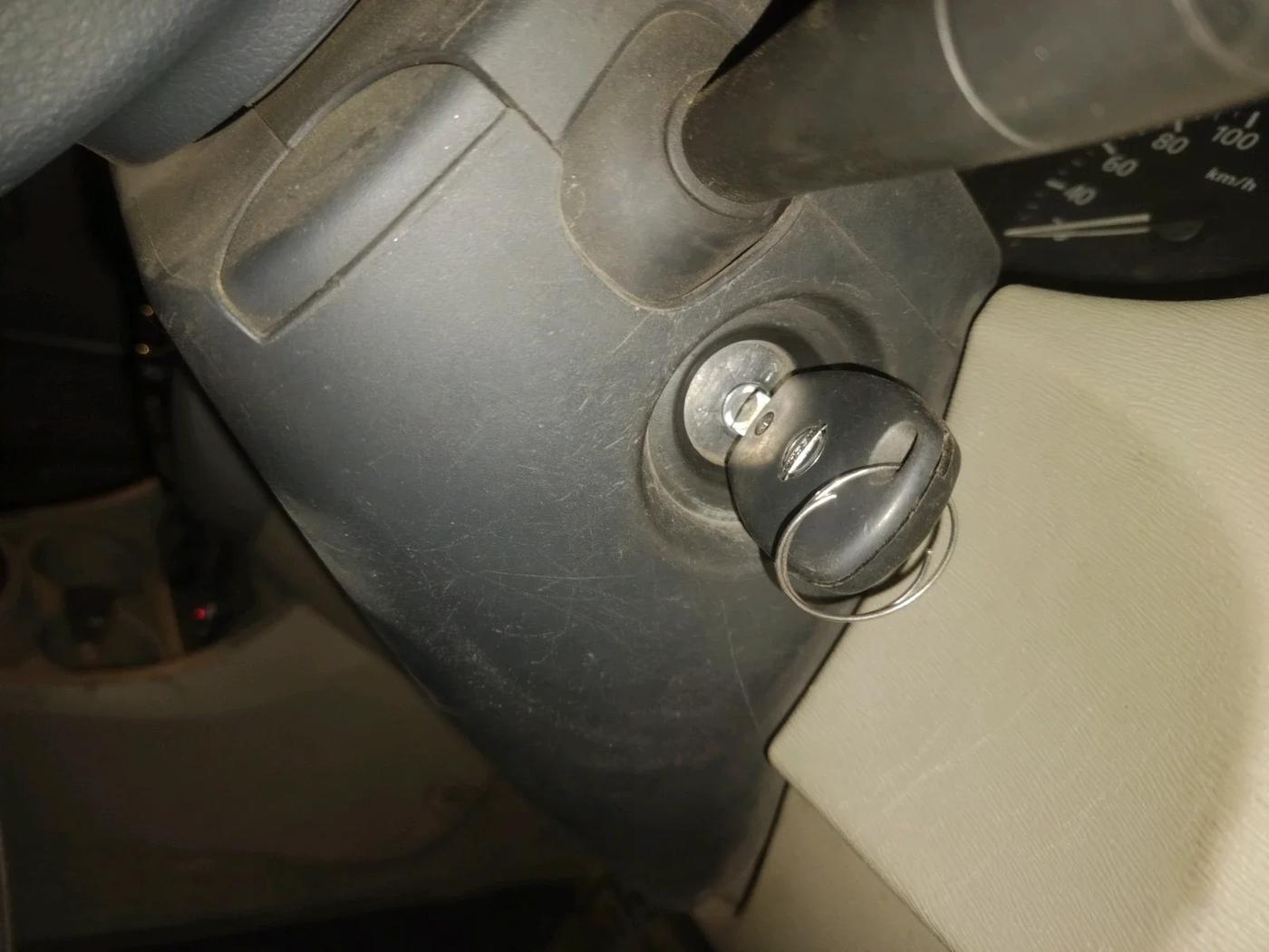 2015 Nissan Terrano XL (P), CNG, Manual, 73,710 km, interior