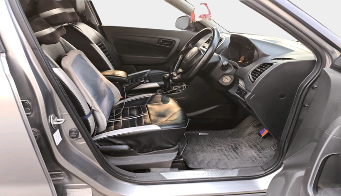 2017 Maruti Vitara Brezza VDI (O), Diesel, Manual, 2,01,363 km, interior