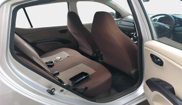 2015 Hyundai i10 MAGNA 1.1, Petrol, Manual, 22,972 km, interior