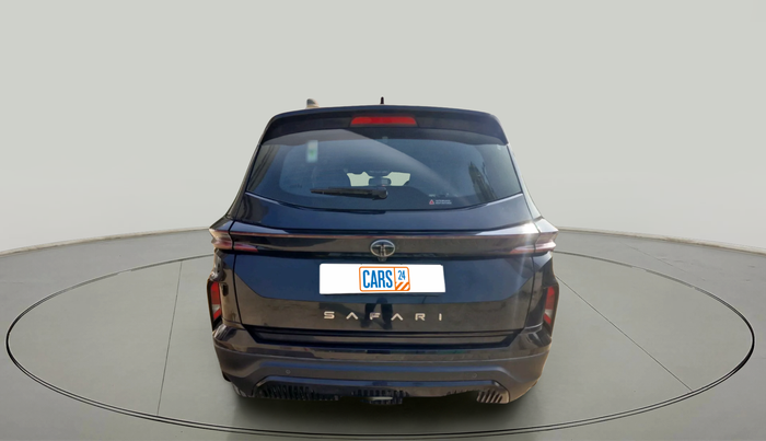 2024 Tata Safari ACCOMPLISHED PLUS 6 STR DARK EDITION AT, Diesel, Automatic, 28,657 km, exterior