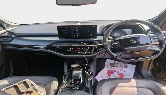 2024 Tata Safari ACCOMPLISHED PLUS 6 STR DARK EDITION AT, Diesel, Automatic, 28,657 km, interior