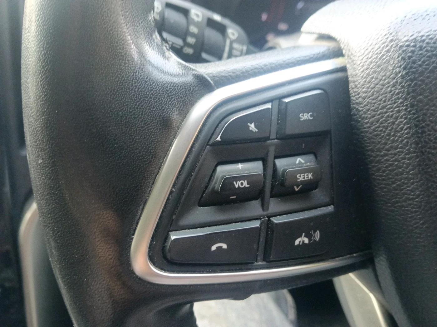 2023 Mahindra SCORPIO-N Z6 DIESEL MT 2WD 7 STR, Diesel, Manual, 82,782 km, interior