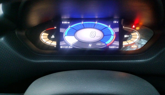 2023 Nissan MAGNITE XV PREMIUM TURBO CVT, Petrol, Automatic, 16,090 km, interior