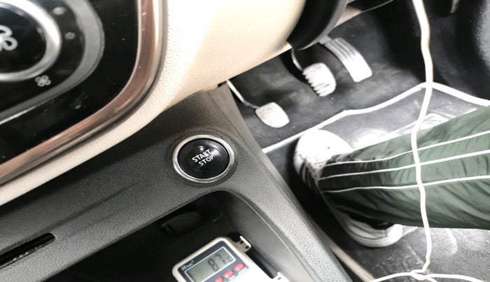 2017 Renault Captur PLATINE MONO DIESEL, Diesel, Manual, 69,681 km, interior