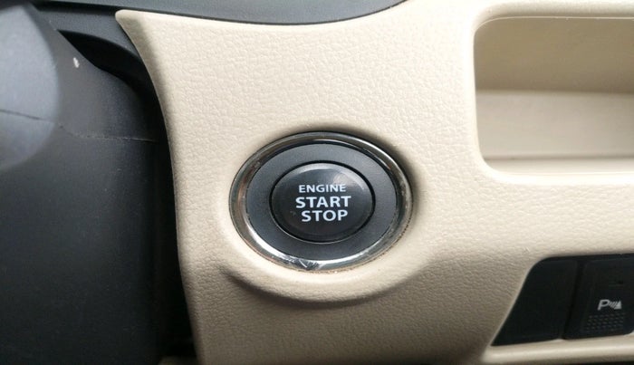 2017 Maruti Ciaz ZXI+, Petrol, Manual, 80,833 km, interior