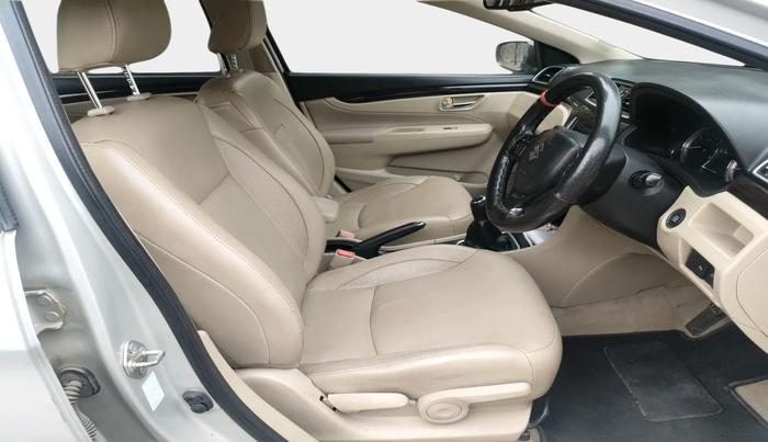 2017 Maruti Ciaz ZXI+, Petrol, Manual, 80,833 km, interior