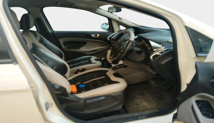 2017 Ford Ecosport TITANIUM 1.5L DIESEL, Diesel, Manual, 82,556 km, interior