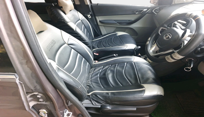 2017 Tata Tiago XZ PETROL, Petrol, Manual, 44,123 km, interior