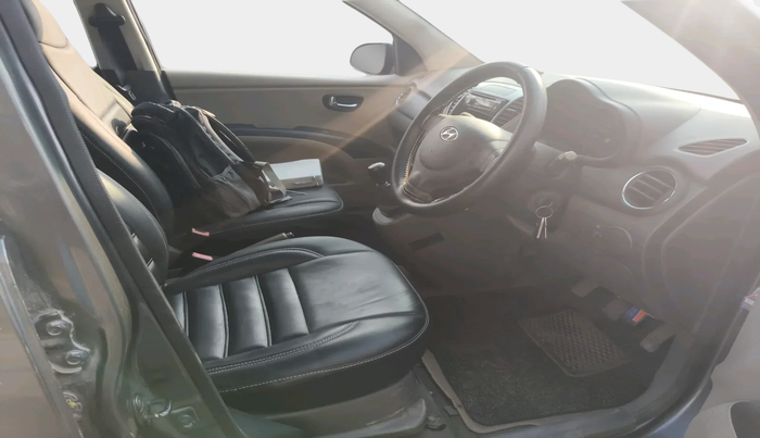 2011 Hyundai i10 MAGNA 1.2, Petrol, Manual, 69,566 km, interior