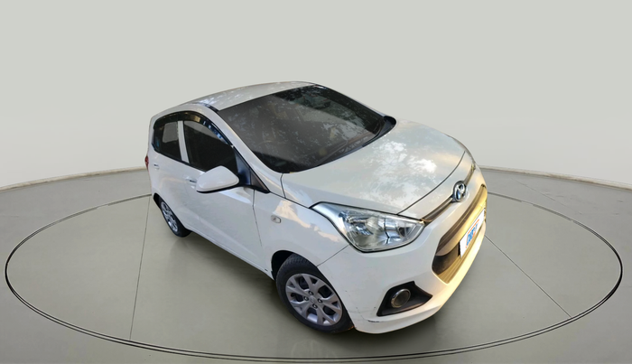 2016 Hyundai Grand i10 MAGNA 1.2 KAPPA VTVT, CNG, Manual, 1,22,463 km, exterior