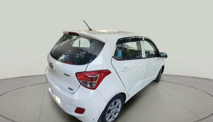 2016 Hyundai Grand i10 MAGNA 1.2 KAPPA VTVT, CNG, Manual, 1,22,463 km, exterior