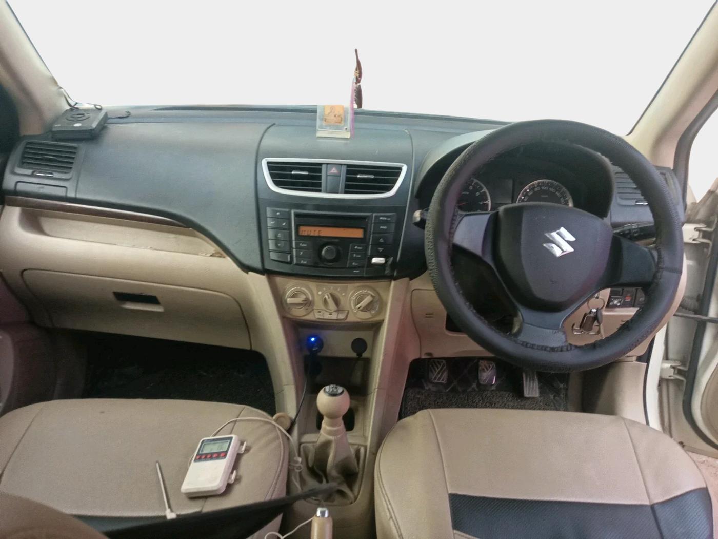 2014 Maruti Swift Dzire VXI, CNG, Manual, 98,384 km, interior