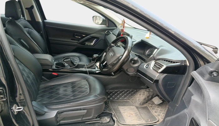 2022 Tata Safari XTA PLUS DARK EDITION, Diesel, Automatic, 72,645 km, interior