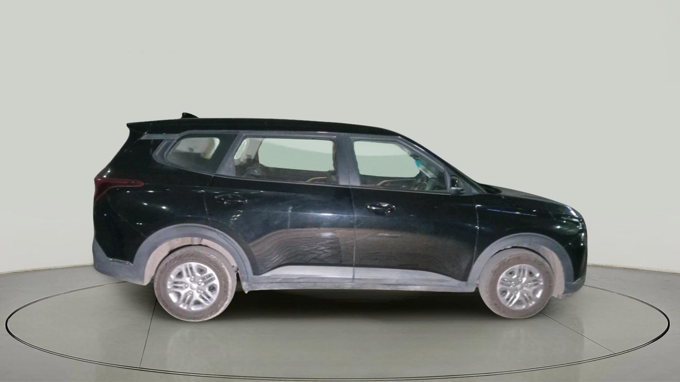 2025 KIA CARENS Premium (O) 1.5 Petrol 7 STR, Petrol, Manual, 8,636 km, exterior