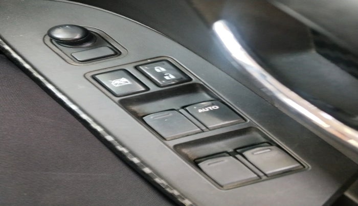 2016 Maruti S Cross ZETA 1.3, Diesel, Manual, 87,632 km, interior