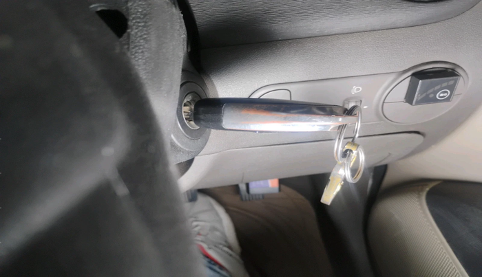 2011 Hyundai i10 MAGNA 1.2, Petrol, Manual, 1,21,154 km, interior