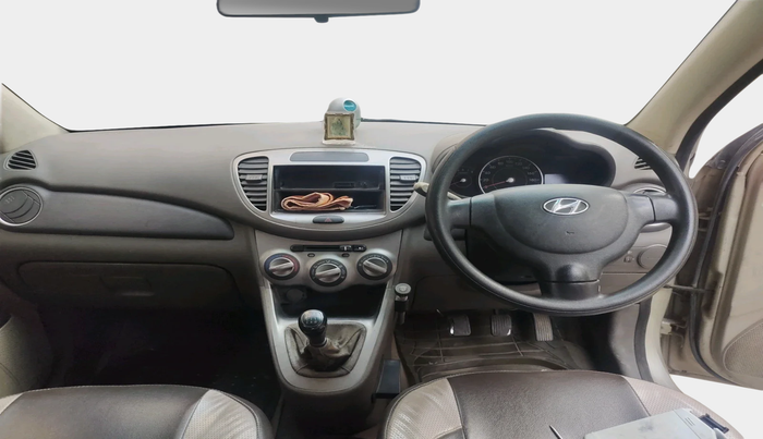 2012 Hyundai i10 ERA 1.1, Petrol, Manual, 1,14,819 km, interior