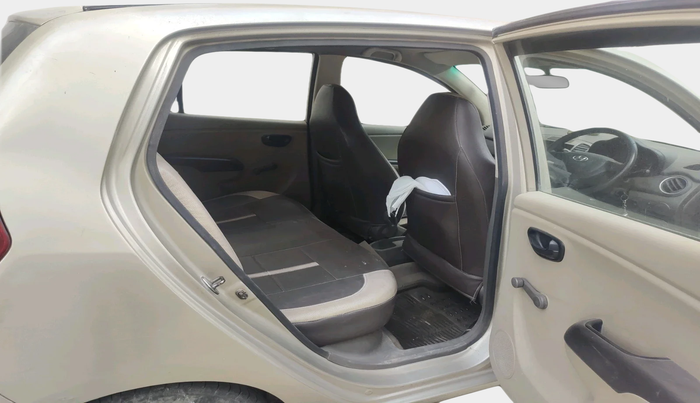 2012 Hyundai i10 ERA 1.1, Petrol, Manual, 1,14,819 km, interior