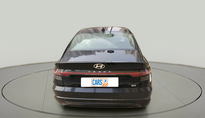 2024 Hyundai Verna  SX 1.5 MPI IVT, Petrol, Automatic, 7,818 km, exterior