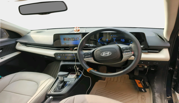 2024 Hyundai Verna  SX 1.5 MPI IVT, Petrol, Automatic, 7,818 km, interior