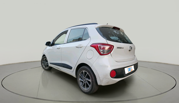 2017 Hyundai Grand i10 SPORTZ (O) AT 1.2 KAPPA VTVT, Petrol, Automatic, 1,34,699 km, exterior