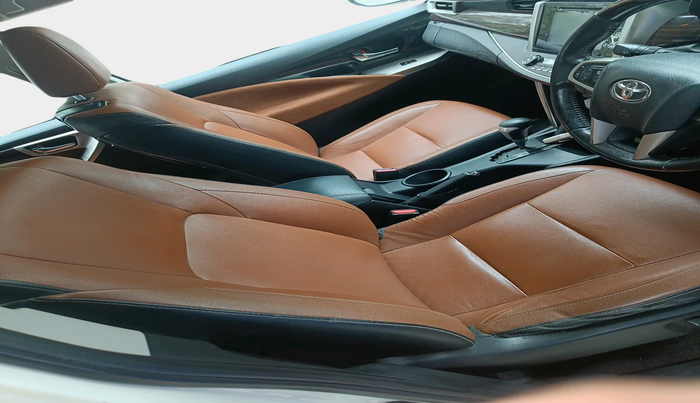 2017 Toyota Innova Crysta 2.4 ZX AT 7 STR, Diesel, Automatic, 1,34,255 km, interior