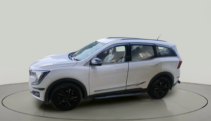 2023 Mahindra XUV700 MX D MT 5 STR, Diesel, Manual, 46,174 km, exterior