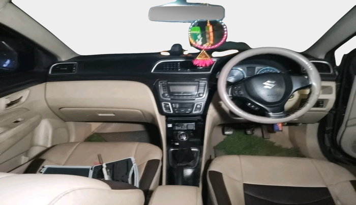 2017 Maruti Ciaz ZDI SHVS, Diesel, Manual, 1,55,152 km, interior