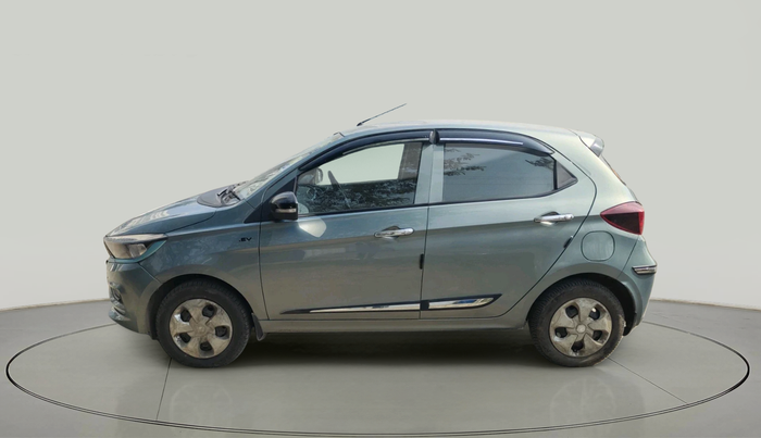 2024 Tata TIAGO EV XT MEDIUM RANGE, Electric, Automatic, 33,781 km, exterior
