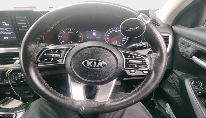 2019 KIA SELTOS HTK PLUS AT 1.5 DIESEL, Diesel, Automatic, 79,798 km, interior