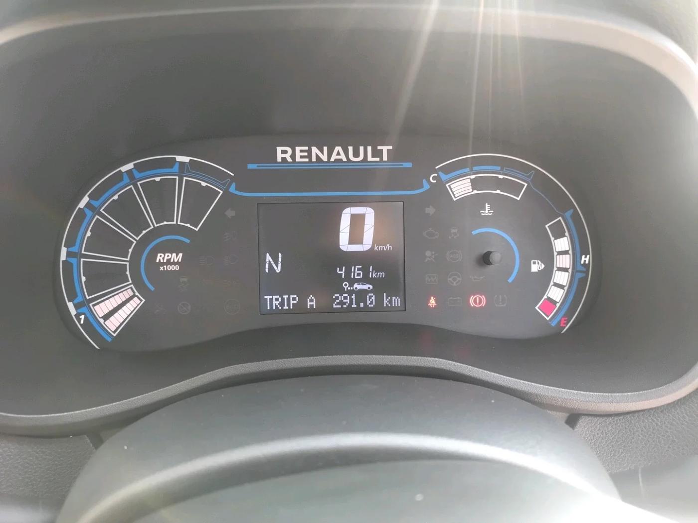 2023 Renault Kwid CLIMBER 1.0 AMT Dual Tone , Petrol, Automatic, 4,161 km, interior