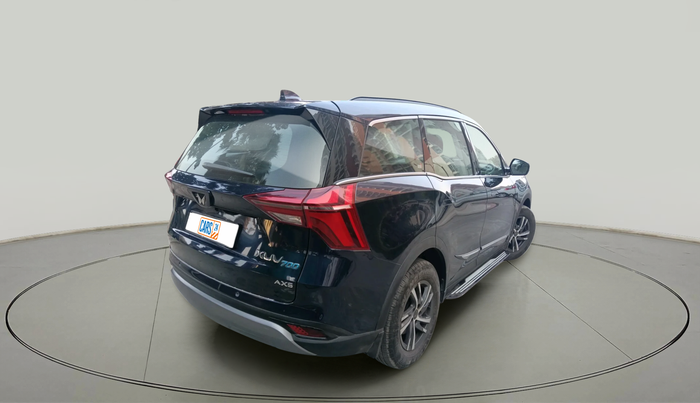 2022 Mahindra XUV700 AX 5 P MT 5 STR, Petrol, Manual, 45,812 km, exterior