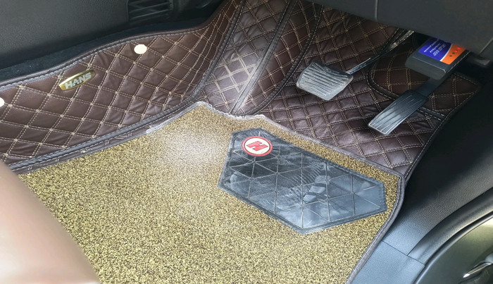 2023 Mahindra SCORPIO-N Z8 L DIESEL AT 2WD 7 STR, Diesel, Automatic, 40,609 km, interior