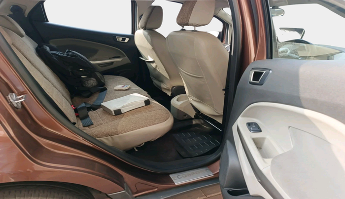 2016 Ford Ecosport AMBIENTE 1.5L DIESEL, Diesel, Manual, 1,02,721 km, interior