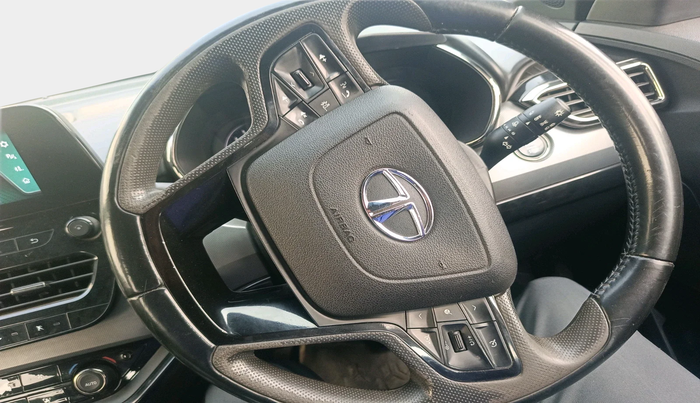 2022 Tata Harrier XZA PLUS 2.0L DARK EDITION, Diesel, Automatic, 74,338 km, interior