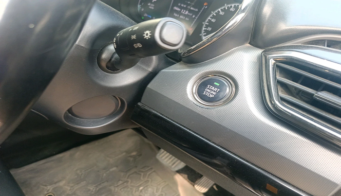 2022 Tata Harrier XZA PLUS 2.0L DARK EDITION, Diesel, Automatic, 74,338 km, interior